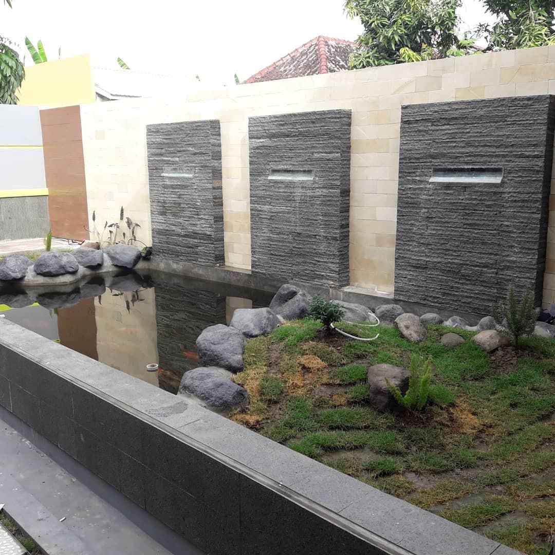 Pembangunan Kolam Ikan dan Taman