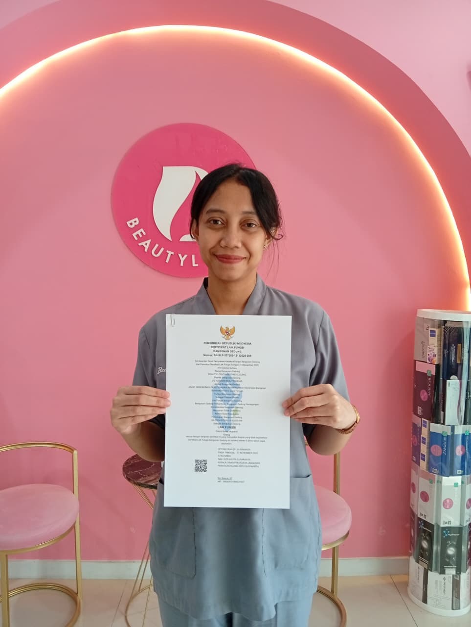 Penyerahan PBG SLF Klinik Kecantikan